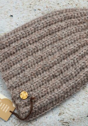 Czapka z wełny alpaki ciemny beż