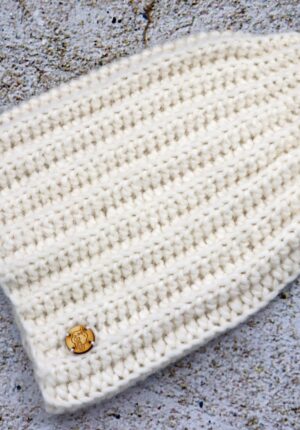 Ciepła czapka z alpaki ecru